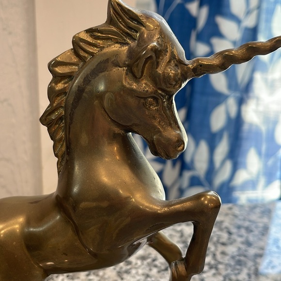Solid brass unicorn - Picture 3 of 5